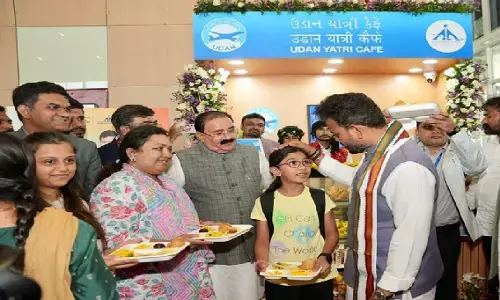 एयरपोर्ट पर उड़ान यात्री कैफे, 10 रुपये की चाय और 20 का समोसा, यात्रियों को बड़ी राहत