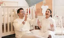 परिणिति चोपड़ा ने राघव चड्ढा पर जताया गर्व, पैटरनिटी लीव पर संसद में उठाई आवाज को बताया दिल से जुड़ा मुद्दा परिणिति चोपड़ा ने राघव चड्ढा पर जताया गर्व, पैटरनिटी लीव पर संसद में उठाई आवाज को बताया दिल से जुड़ा मुद्दा