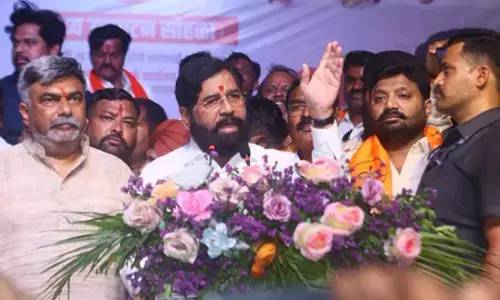 महाराष्ट्र सरकार ने मुंबई को स्लम-फ्री बनाने का अभियान और एनईटीआरएम प्रणाली शुरू की महाराष्ट्र सरकार ने मुंबई को स्लम-फ्री बनाने का अभियान और एनईटीआरएम प्रणाली शुरू की