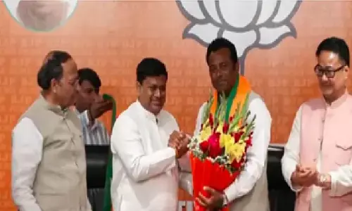 बंगाल चुनाव से पहले भाजपा में शामिल हुए टेनिस दिग्गज लिएंडर पेस, बढ़ी सियासी हलचल