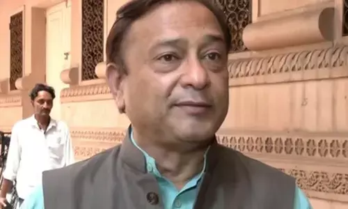 आईपीएल टिकट विवाद पर राजू वाघमारे का तंज, कांग्रेस का वीआईपी कल्चर से पुराना नाता आईपीएल टिकट विवाद पर राजू वाघमारे का तंज, कांग्रेस का वीआईपी कल्चर से पुराना नाता
