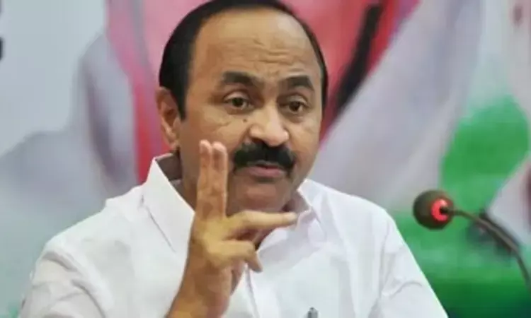 केरल: विपक्ष के नेता सतीशन ने सीएम विजयन पर सार्वजनिक बहस से बचने का आरोप लगाया केरल: विपक्ष के नेता सतीशन ने सीएम विजयन पर सार्वजनिक बहस से बचने का आरोप लगाया