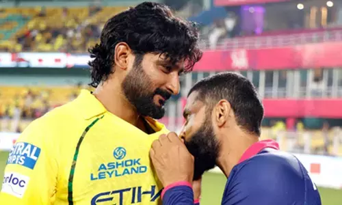 IPL 2026: गुलाबी जर्सी में रवींद्र जडेजा, लेकिन दिल ‘पीला’; CSK के खिलाफ मैच में भावुक हुए ऑलराउंडर