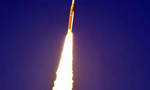 नासा का आर्टेमिस-2 आज लॉन्च, 10 दिन चांद के चारों ओर सफर