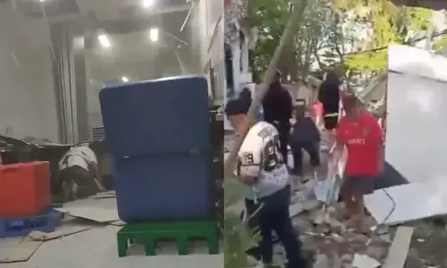 इंडोनेशिया में आया 7.4 तीव्रता का शक्तिशाली भूकंप, तटीय क्षेत्रों में सुनामी की चेतावनी