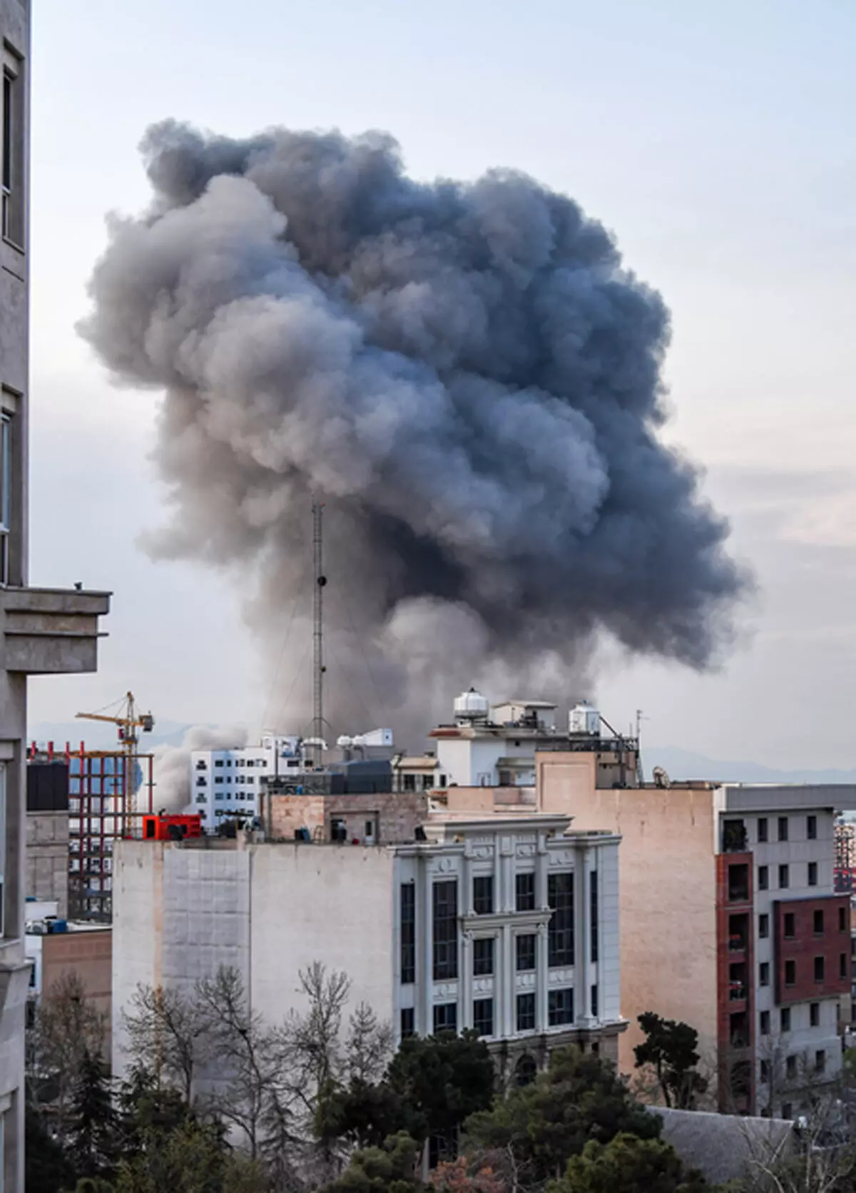 ईरान संघर्ष के शुरुआती हफ्तों में 3 हजार से ज्यादा लोग मारे गए, 43 लाख हुए बेघर: डब्ल्यूएचओ ईरान संघर्ष के शुरुआती हफ्तों में 3 हजार से ज्यादा लोग मारे गए, 43 लाख हुए बेघर: डब्ल्यूएचओ