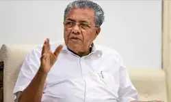पिनराई विजयन का राहुल गांधी पर तीखा हमला, बोले- वामपंथ को लेक्चर देना ‘राजनीतिक अज्ञानता’ पिनराई विजयन का राहुल गांधी पर तीखा हमला, बोले- वामपंथ को लेक्चर देना ‘राजनीतिक अज्ञानता’
