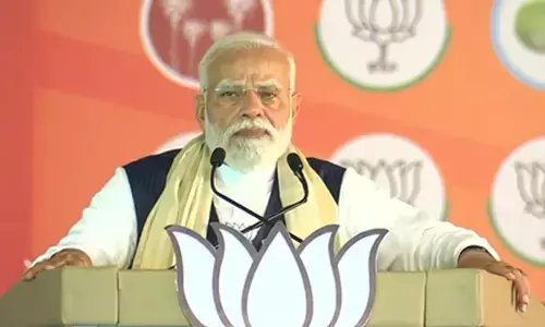 ‘धुरंधर’, ‘केरल स्टोरी’ व ‘कश्मीर फाइल्स’ का जिक्र कर कांग्रेस पर भड़के पीएम मोदी, लगाया झूठा नैरेटिव फैलाने का आरोप ‘धुरंधर’, ‘केरल स्टोरी’ व ‘कश्मीर फाइल्स’ का जिक्र कर कांग्रेस पर भड़के पीएम मोदी, लगाया झूठा नैरेटिव फैलाने का आरोप