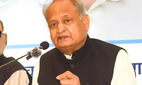 अशोक गहलोत ने जोधपुर पार्किंग परियोजना में देरी पर सवाल उठाए अशोक गहलोत ने जोधपुर पार्किंग परियोजना में देरी पर सवाल उठाए