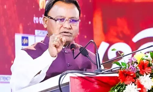 ओडिशा के सीएम माझी ने राष्ट्रीय राजमार्ग परियोजना के लिए प्रधानमंत्री और गडकरी का आभार जताया ओडिशा के सीएम माझी ने राष्ट्रीय राजमार्ग परियोजना के लिए प्रधानमंत्री और गडकरी का आभार जताया