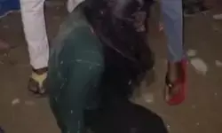कर्नाटक: बेंगलुरु में प्रवासी महिला मजदूर पर हमले के आरोप में 5 गिरफ्तार कर्नाटक: बेंगलुरु में प्रवासी महिला मजदूर पर हमले के आरोप में 5 गिरफ्तार
