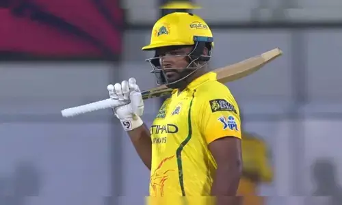 IPL 2026: कहां खो गया विश्वकप हीरो संजू सैमसन का फॉर्म? कोच फ्लेमिंग ने किया बचाव