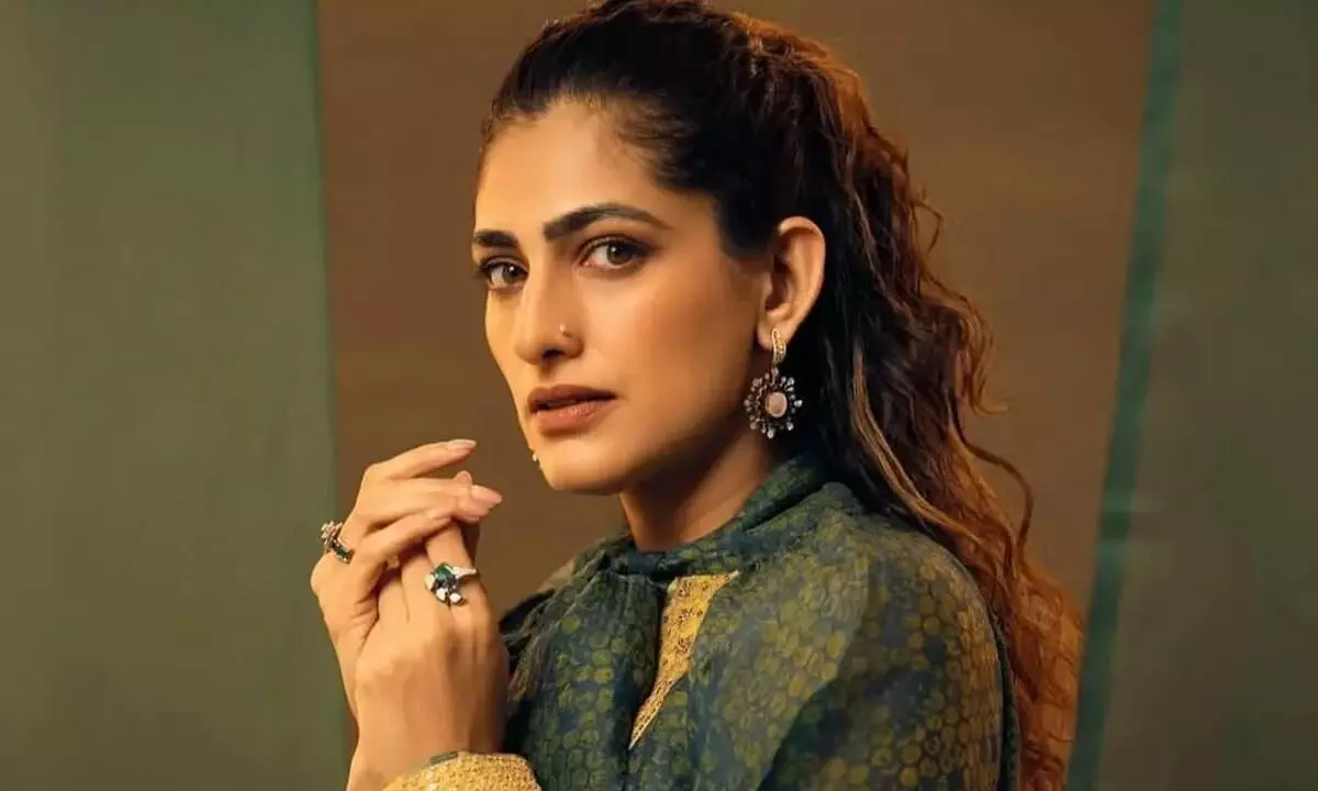 दर्शकों के पास अब पूरी आजादी है कि वे फिल्मी पर्दे चुनें या ओटीटी : कुब्रा सैत दर्शकों के पास अब पूरी आजादी है कि वे फिल्मी पर्दे चुनें या ओटीटी : कुब्रा सैत