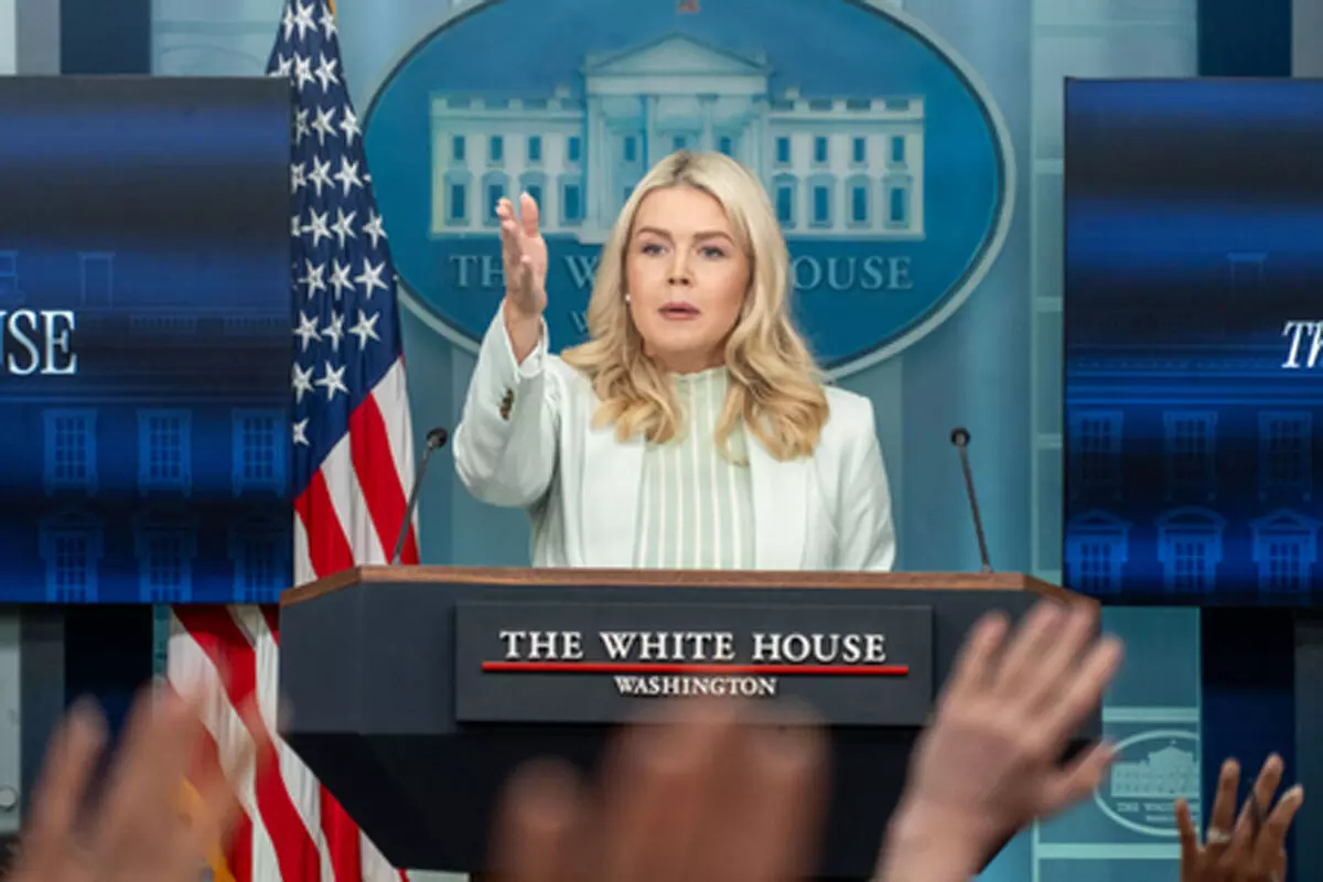 ईरान को मिली सख़्त डेडलाइन: आज रात तक समझौते का मौका ईरान को मिली सख़्त डेडलाइन: आज रात तक समझौते का मौका