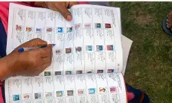 बंगाल में कट गए 90 लाख से ज्यादा वोटर के नाम, चुनाव आयोग ने जारी कर दी फाइनल लिस्ट बंगाल में कट गए 90 लाख से ज्यादा वोटर के नाम, चुनाव आयोग ने जारी कर दी फाइनल लिस्ट