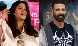 अक्षय कुमार की मिसाल: फ्लॉप फिल्म के बाद निर्माता को लौटाए पैसे, एकता कपूर ने सुनाया किस्सा अक्षय कुमार की मिसाल: फ्लॉप फिल्म के बाद निर्माता को लौटाए पैसे, एकता कपूर ने सुनाया किस्सा
