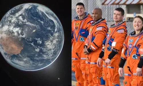 Artemis II ने रचा इतिहास: चंद्रमा के अनदेखे हिस्से तक पहुंचा इंसान, तोड़ा Apollo 13 का 50 साल पुराना रिकॉर्ड Artemis II ने रचा इतिहास: चंद्रमा के अनदेखे हिस्से तक पहुंचा इंसान, तोड़ा Apollo 13 का 50 साल पुराना रिकॉर्ड