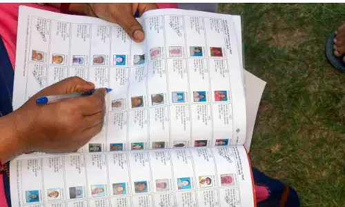 बंगाल में कट गए 90 लाख से ज्यादा वोटर के नाम, चुनाव आयोग ने जारी कर दी फाइनल लिस्ट