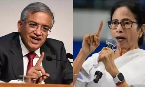 चुनाव आयोग का टीएमसी को दो टूक, इस बार बंगाल में बिना डर और हिंसा के होंगे चुनाव चुनाव आयोग का टीएमसी को दो टूक, इस बार बंगाल में बिना डर और हिंसा के होंगे चुनाव