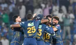 आईपीएल 2026: पहली जीत के साथ अंकतालिका में छठे स्थान पर पहुंची जीटी, टॉप-4 में इन टीमों का दबदबा आईपीएल 2026: पहली जीत के साथ अंकतालिका में छठे स्थान पर पहुंची जीटी, टॉप-4 में इन टीमों का दबदबा