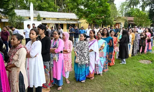 विधानसभा चुनाव 2026: सुबह 9 बजे तक असम में 17.87 प्रतिशत, केरल में 16.23 प्रतिशत और पुडुचेरी में 17.41 प्रतिशत मतदान विधानसभा चुनाव 2026: सुबह 9 बजे तक असम में 17.87 प्रतिशत, केरल में 16.23 प्रतिशत और पुडुचेरी में 17.41 प्रतिशत मतदान