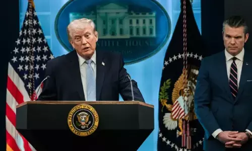 होर्मुज नहीं खोला तो करेंगे बड़ा हमला, सीजफायर की मीटिंग से पहले ट्रंप की ईरान को चेतावनी होर्मुज नहीं खोला तो करेंगे बड़ा हमला, सीजफायर की मीटिंग से पहले ट्रंप की ईरान को चेतावनी