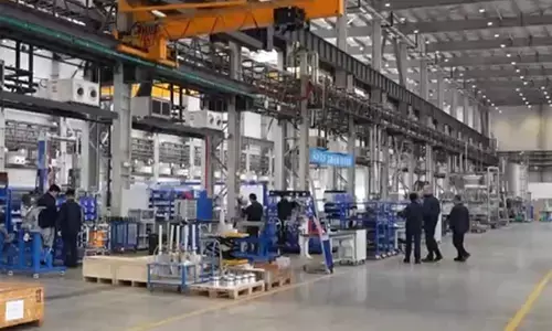 चीन में लघु व मझौले उद्यमों के लिए विकास वातावरण में लगातार सुधार जारी चीन में लघु व मझौले उद्यमों के लिए विकास वातावरण में लगातार सुधार जारी