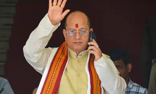 बिहार में हड़ताली अंचल एवं राजस्व अधिकारियों को उपमुख्यमंत्री की चेतावनी, नौकरी पर पड़ेगा असर