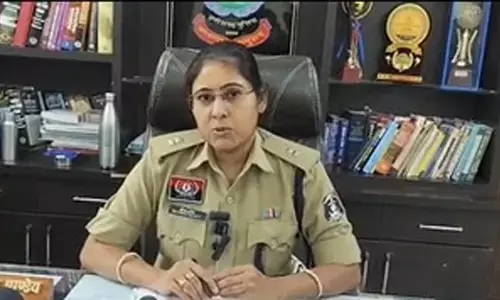 महासमुंद : बोरी में बंद युवक की लाश कुएं से बरामद, इलाके में फैली सनसनी महासमुंद : बोरी में बंद युवक की लाश कुएं से बरामद, इलाके में फैली सनसनी