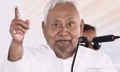 दिल्ली: नीतीश कुमार आज राज्यसभा सदस्य की लेंगे शपथ, जल्द देंगे सीएम पद से इस्तीफा दिल्ली: नीतीश कुमार आज राज्यसभा सदस्य की लेंगे शपथ, जल्द देंगे सीएम पद से इस्तीफा