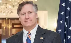 विदेशों में चीन को टक्कर देने के लिए निजी क्षेत्र को आगे बढ़ाने की कोशिश कर रहा अमेरिका विदेशों में चीन को टक्कर देने के लिए निजी क्षेत्र को आगे बढ़ाने की कोशिश कर रहा अमेरिका