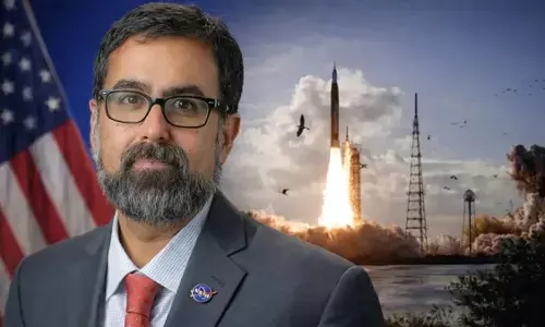 मिशन आर्टेमिस-2 में भारतीय मूल के अमित क्षत्रिय ने निभाई अहम भूमिका, जानें उनके बारे में मिशन आर्टेमिस-2 में भारतीय मूल के अमित क्षत्रिय ने निभाई अहम भूमिका, जानें उनके बारे में