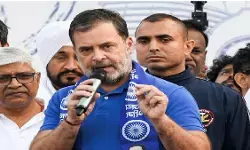 नरेंद्र मोदी देशद्रोही, मुझसे तो नजर मिलाकर बात नहीं कर पाते; बंगाल में बोले राहुल गांधी नरेंद्र मोदी देशद्रोही, मुझसे तो नजर मिलाकर बात नहीं कर पाते; बंगाल में बोले राहुल गांधी