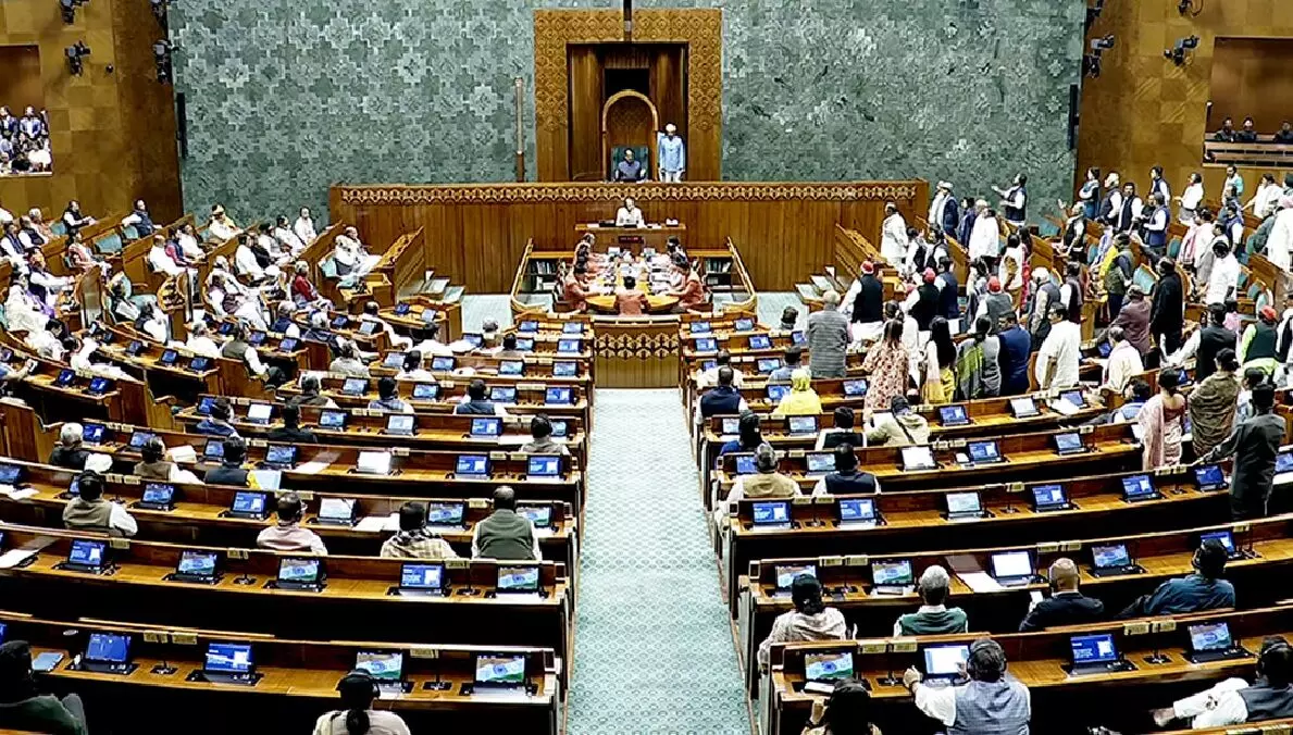 लोकसभा में 543 की जगह होंगे 850 सांसद: राज्यों को 815 और केंद्र शासित प्रदेशों को मिलेंगी 35 सीटें; केंद्र ने तैयार किया मसौदा लोकसभा में 543 की जगह होंगे 850 सांसद: राज्यों को 815 और केंद्र शासित प्रदेशों को मिलेंगी 35 सीटें; केंद्र ने तैयार किया मसौदा
