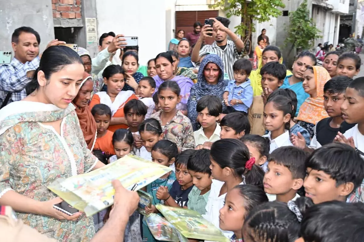 अपराध के प्रति कड़ा रुख; भगवंत मान सरकार के ‘अपराध-मुक्त’ पंजाब के लक्ष्य को साकार कर रहीं महिला पुलिस कर्मी अपराध के प्रति कड़ा रुख; भगवंत मान सरकार के ‘अपराध-मुक्त’ पंजाब के लक्ष्य को साकार कर रहीं महिला पुलिस कर्मी