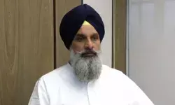 केंद्र सरकार पंजाब की शक्तियों को कमजोर कर रही है: बिक्रम सिंह मजीठिया केंद्र सरकार पंजाब की शक्तियों को कमजोर कर रही है: बिक्रम सिंह मजीठिया