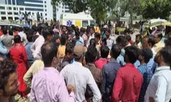 भारत में नोएडा से औद्योगिक अशांति, दिल्ली-एनसीआर के कई राज्यों में फैली भारत में नोएडा से औद्योगिक अशांति, दिल्ली-एनसीआर के कई राज्यों में फैली