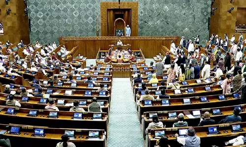लोकसभा में 543 की जगह होंगे 850 सांसद: राज्यों को 815 और केंद्र शासित प्रदेशों को मिलेंगी 35 सीटें; केंद्र ने तैयार किया मसौदा लोकसभा में 543 की जगह होंगे 850 सांसद: राज्यों को 815 और केंद्र शासित प्रदेशों को मिलेंगी 35 सीटें; केंद्र ने तैयार किया मसौदा