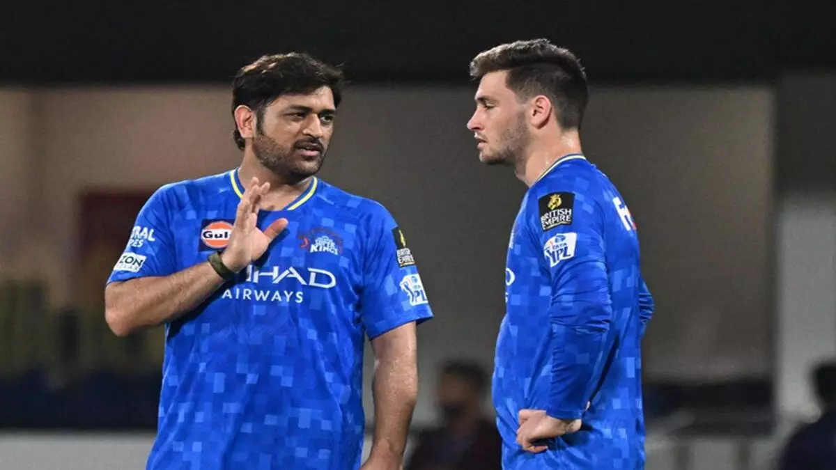 IPL 2026: धोनी की सलाह से चमके नूर अहमद, केकेआर के खिलाफ जीत में निभाई अहम भूमिका IPL 2026: धोनी की सलाह से चमके नूर अहमद, केकेआर के खिलाफ जीत में निभाई अहम भूमिका