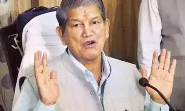 गंगोत्री मार्ग पर सड़कों की बदहाली पर भड़के पूर्व सीएम हरीश रावत, बोले-स्थिति काफी चिंताजनक गंगोत्री मार्ग पर सड़कों की बदहाली पर भड़के पूर्व सीएम हरीश रावत, बोले-स्थिति काफी चिंताजनक
