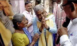 बंगाल में चुनाव से पहले आईटी की कार्रवाई, टीएमसी विधायक देबाशीष कुमार पर कसा शिकंजा, कोलकाता में घर-दफ्तर छापेमारी बंगाल में चुनाव से पहले आईटी की कार्रवाई, टीएमसी विधायक देबाशीष कुमार पर कसा शिकंजा, कोलकाता में घर-दफ्तर छापेमारी
