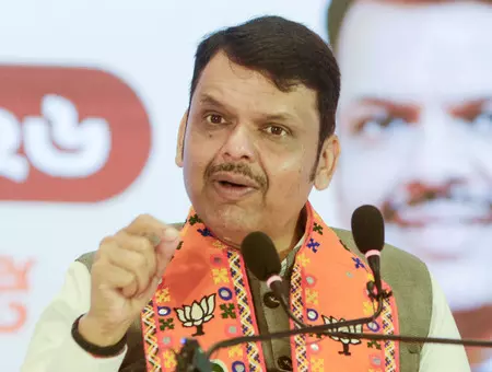 महाराष्ट्र: कक्षा एक से 10वीं तक मराठी नहीं पढ़ाने वाले स्कूलों पर कार्रवाई की तैयारी, वसूला जाएगा जुर्माना महाराष्ट्र: कक्षा एक से 10वीं तक मराठी नहीं पढ़ाने वाले स्कूलों पर कार्रवाई की तैयारी, वसूला जाएगा जुर्माना