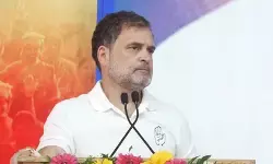 भाजपा-आरएसएस को तमिल भाषा और संस्कृति को नुकसान नहीं पहुंचाने देंगे: राहुल गांधी का बड़ा बयान भाजपा-आरएसएस को तमिल भाषा और संस्कृति को नुकसान नहीं पहुंचाने देंगे: राहुल गांधी का बड़ा बयान