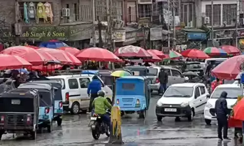 कश्मीर में रविवार तक हल्की बारिश का अनुमान, मौसम विभाग ने दी चेतावनी