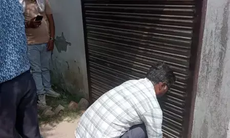 ग्रेटर नोएडा: वैदपुरा और खोदना कलां में अवैध निर्माण पर बड़ी कार्रवाई, निर्माणाधीन भवन सील
