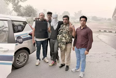 दिल्ली के छावला में मुठभेड़ के बाद दो बदमाश गिरफ्तार, 24 घंटे के अंदर हत्या की कोशिश के मामले को सुलझाया दिल्ली के छावला में मुठभेड़ के बाद दो बदमाश गिरफ्तार, 24 घंटे के अंदर हत्या की कोशिश के मामले को सुलझाया