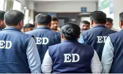 चुनाव से पहले बंगाल में ईडी का ताबड़तोड़ ऐक्शन, कोलकाता के DCP के ठिकानों पर छापा चुनाव से पहले बंगाल में ईडी का ताबड़तोड़ ऐक्शन, कोलकाता के DCP के ठिकानों पर छापा