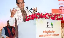 मनरेगा के लिए केंद्र का बड़ा कदम: राज्यों और केंद्र शासित प्रदेशों को जारी किए 17,744 करोड़ रुपये मनरेगा के लिए केंद्र का बड़ा कदम: राज्यों और केंद्र शासित प्रदेशों को जारी किए 17,744 करोड़ रुपये