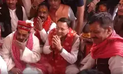 चारधाम यात्रा का शंखनाद: सीएम धामी ने गंगोत्री धाम में की पूजा, श्रद्धालुओं का उमड़ा सैलाब चारधाम यात्रा का शंखनाद: सीएम धामी ने गंगोत्री धाम में की पूजा, श्रद्धालुओं का उमड़ा सैलाब