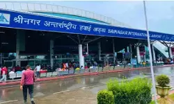 श्रीनगर एयरपोर्ट पर दो अमेरिकी नागरिक हिरासत में, सामान से सैटेलाइट फोन बरामद